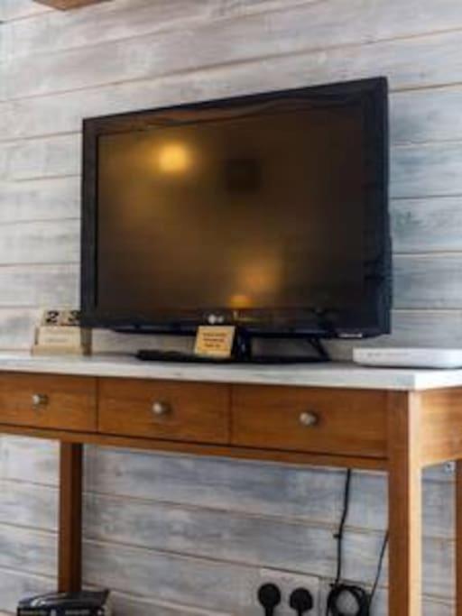 Loughview Chalet Whitehouse  Екстериор снимка